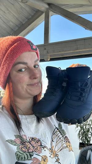 <h2>Customers love our shoes!</h2>