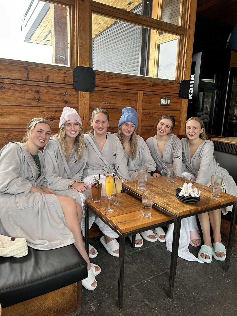 <h2>Klienci kochają nasze klapki!</h2>